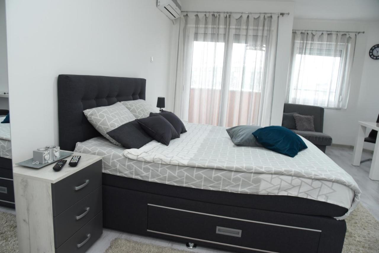 Apartmani Sofronic Loznica 2 المظهر الخارجي الصورة