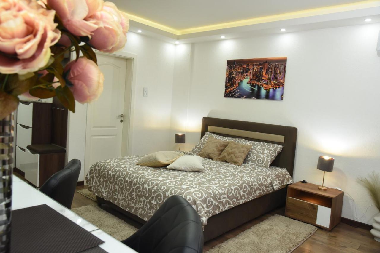 Apartmani Sofronic Loznica 2 المظهر الخارجي الصورة