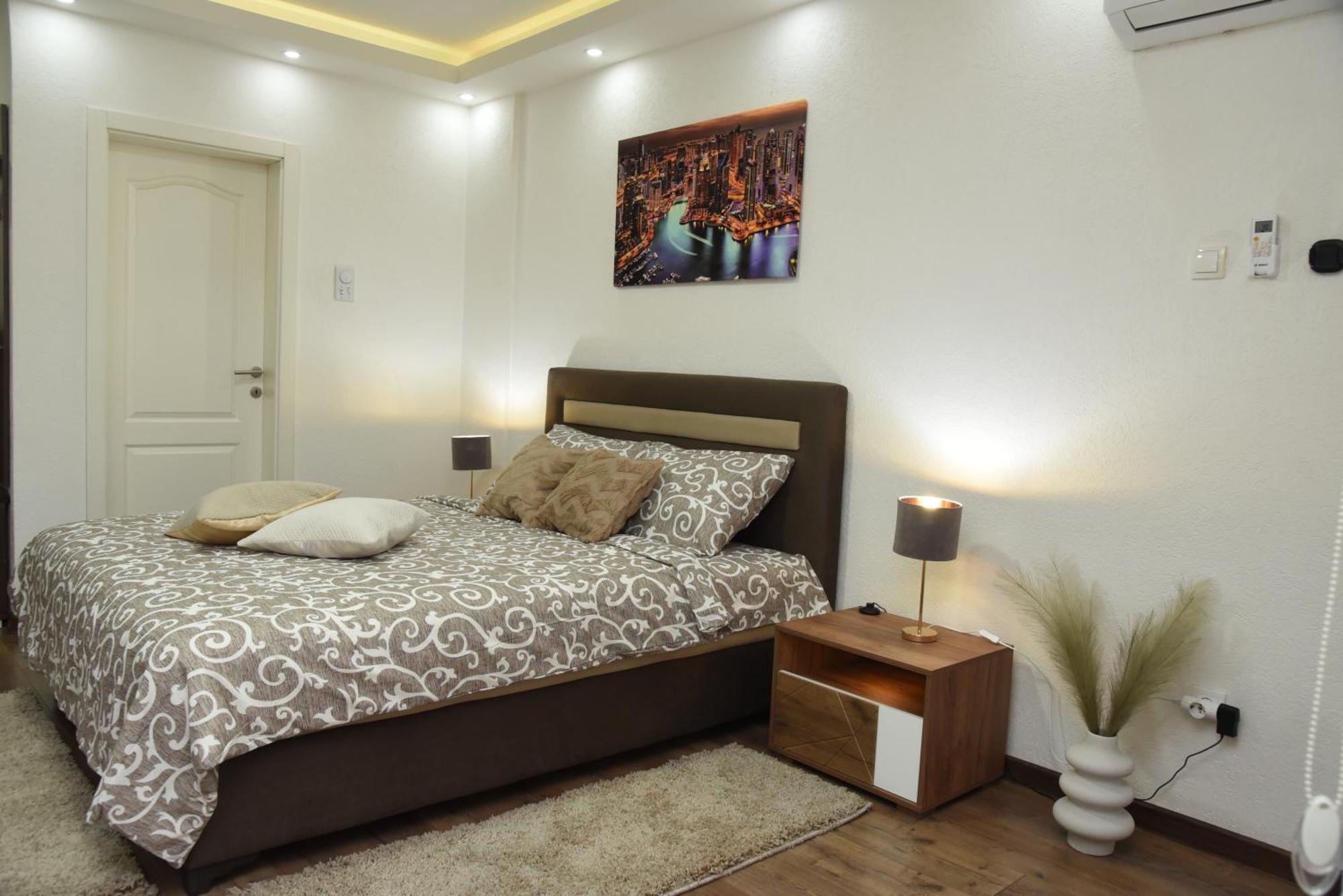 Apartmani Sofronic Loznica 2 المظهر الخارجي الصورة