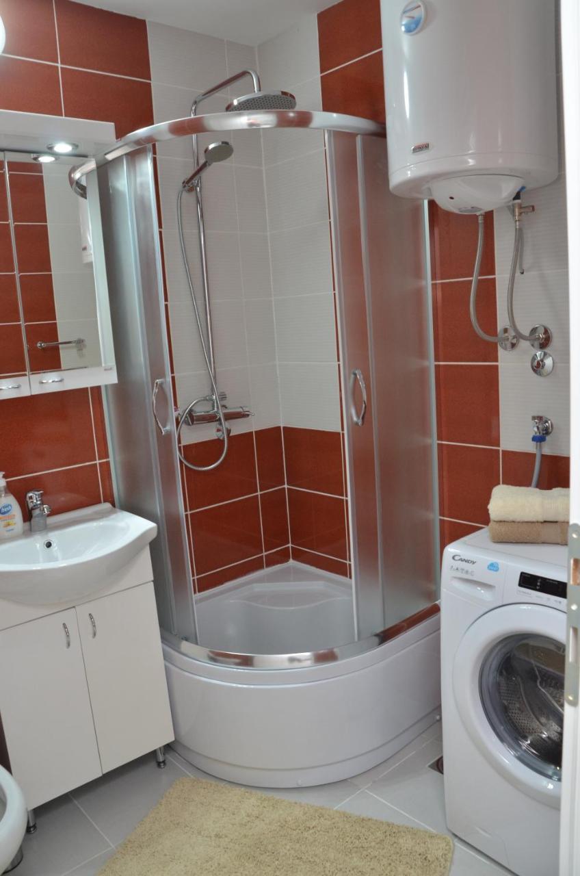 Apartmani Sofronic Loznica 2 المظهر الخارجي الصورة